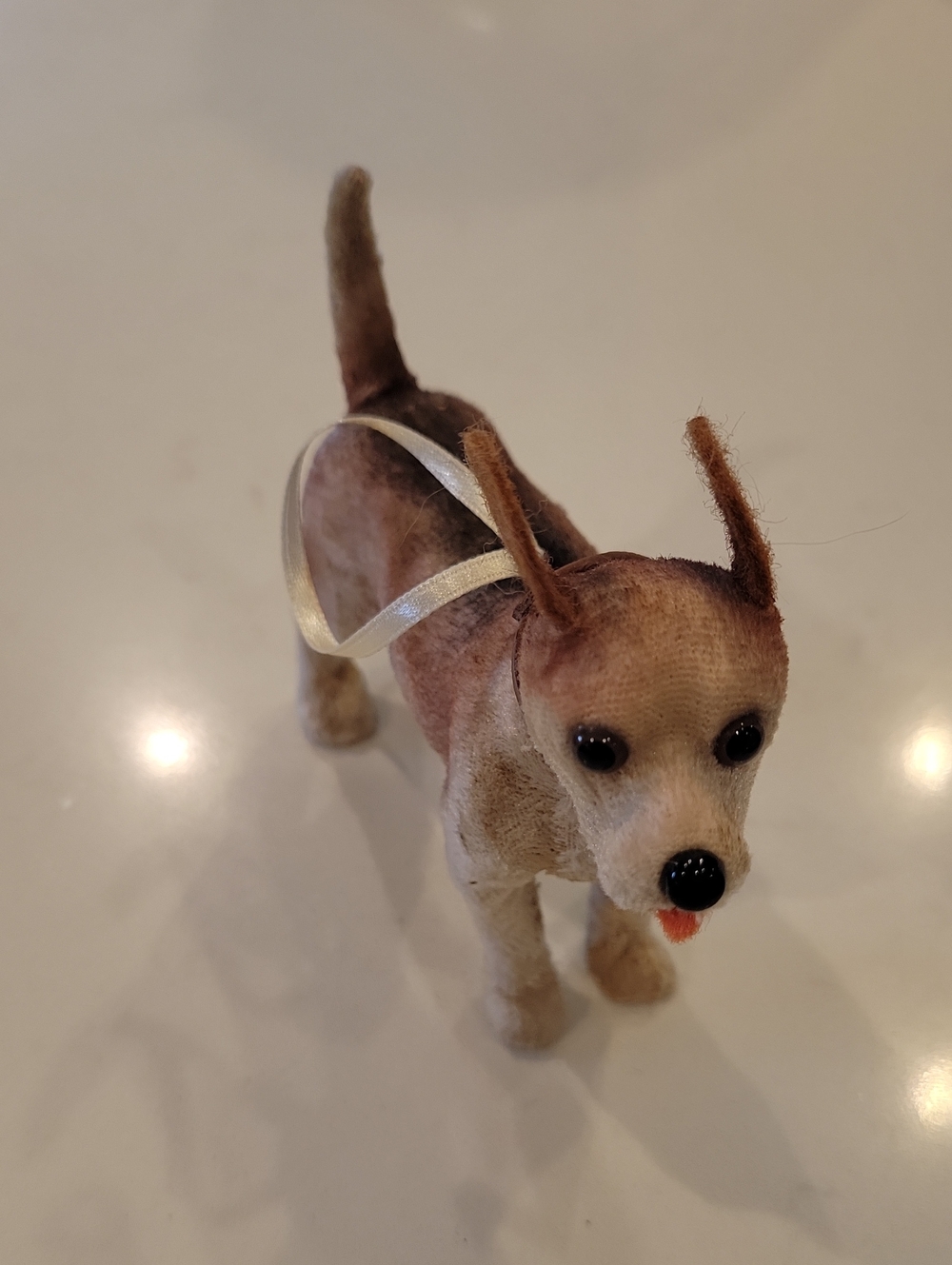 Like New Vintage Dog Ornament